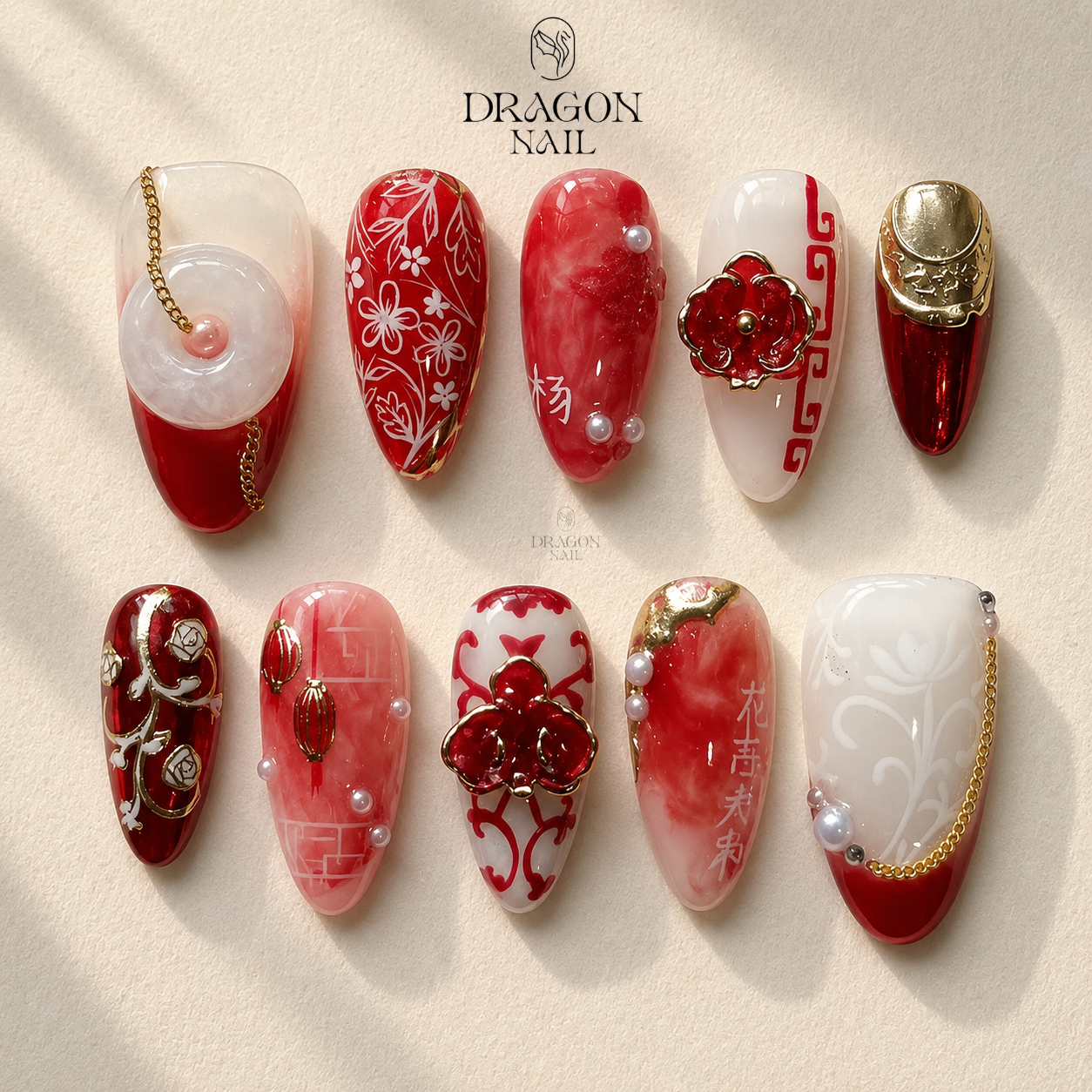 Elegant Red Gold Traditional Luxury Press On Nails
