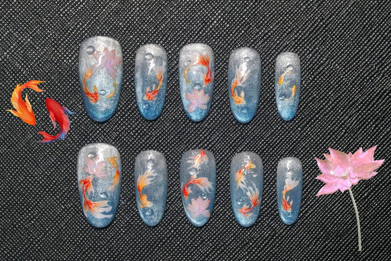 Elegant Blue Cat Eye Press On Nails