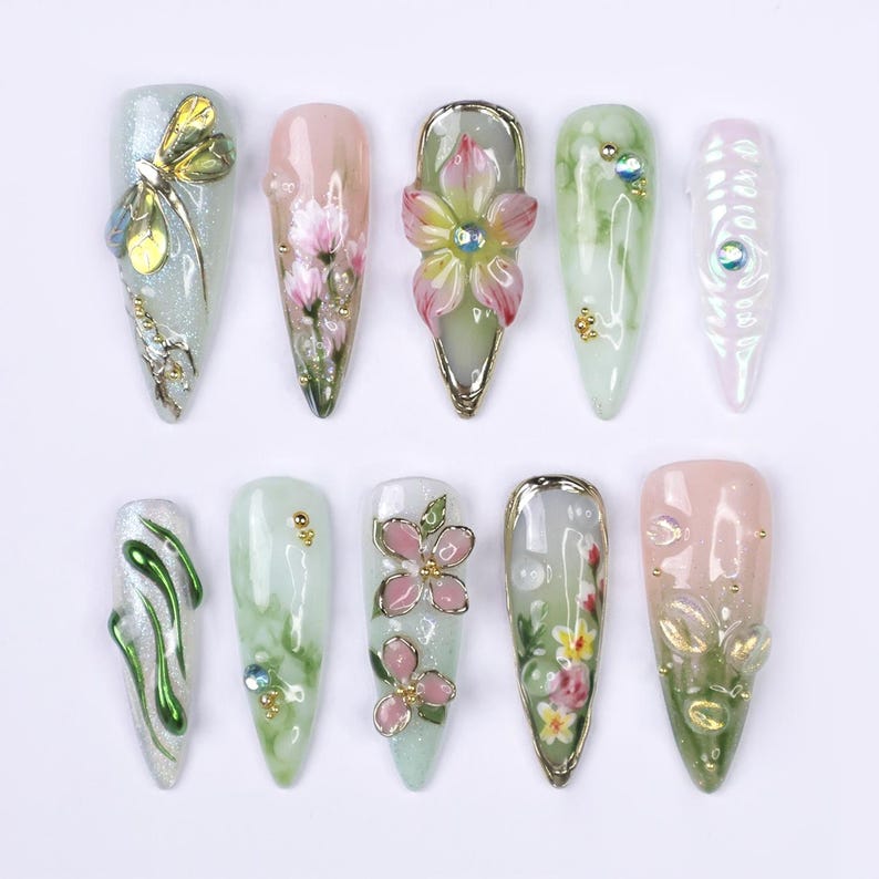 Dragonfly Floral Nature Press On Nails