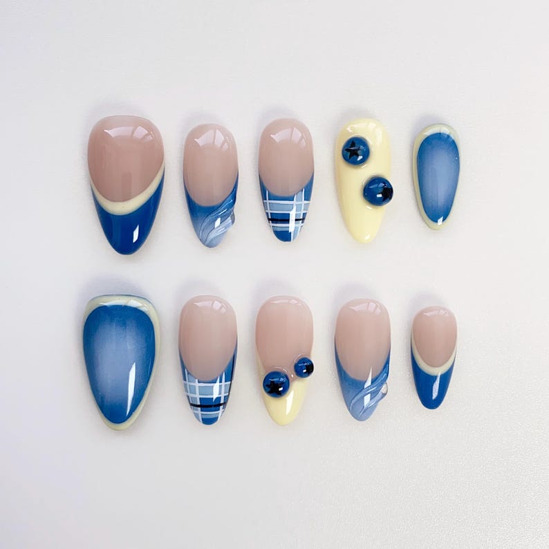 Blueberry Cream Yellow Spring Almond Press On Nails