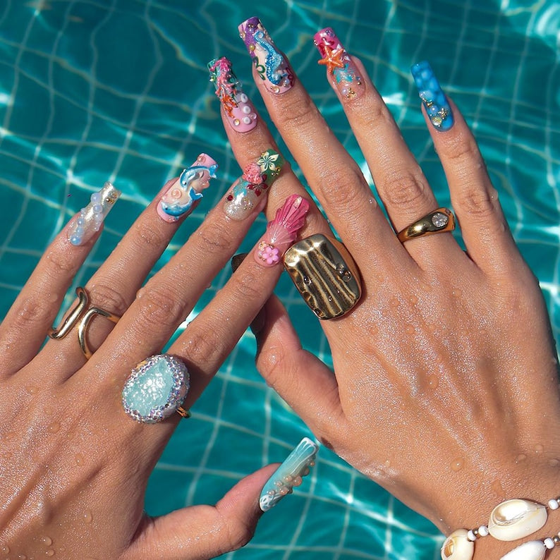 Sunny Coastal Escape Press On Nails