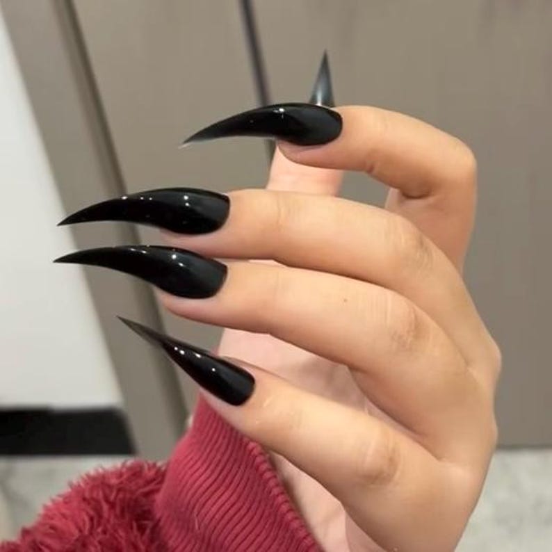 Black Gothic Werewolf Claw Press On Nails