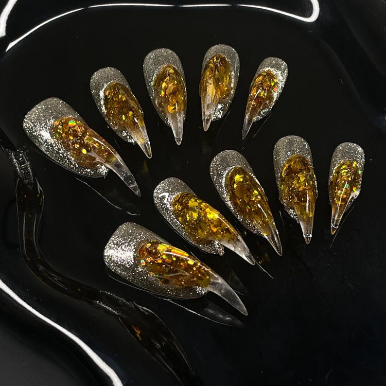 Black Gold Flake Metallic Luxury Press On Nails