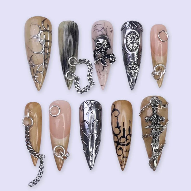 Gothic Halloween Chain Skull Sword 3D Stiletto Press On Nails