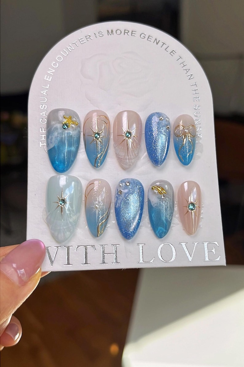 Ocean Wave Coastal Summer Dream Press On Nails