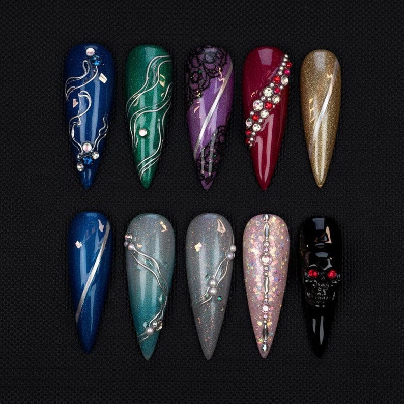 Luxury Gothic Shimmer Skull Accent Stiletto Press On Nails