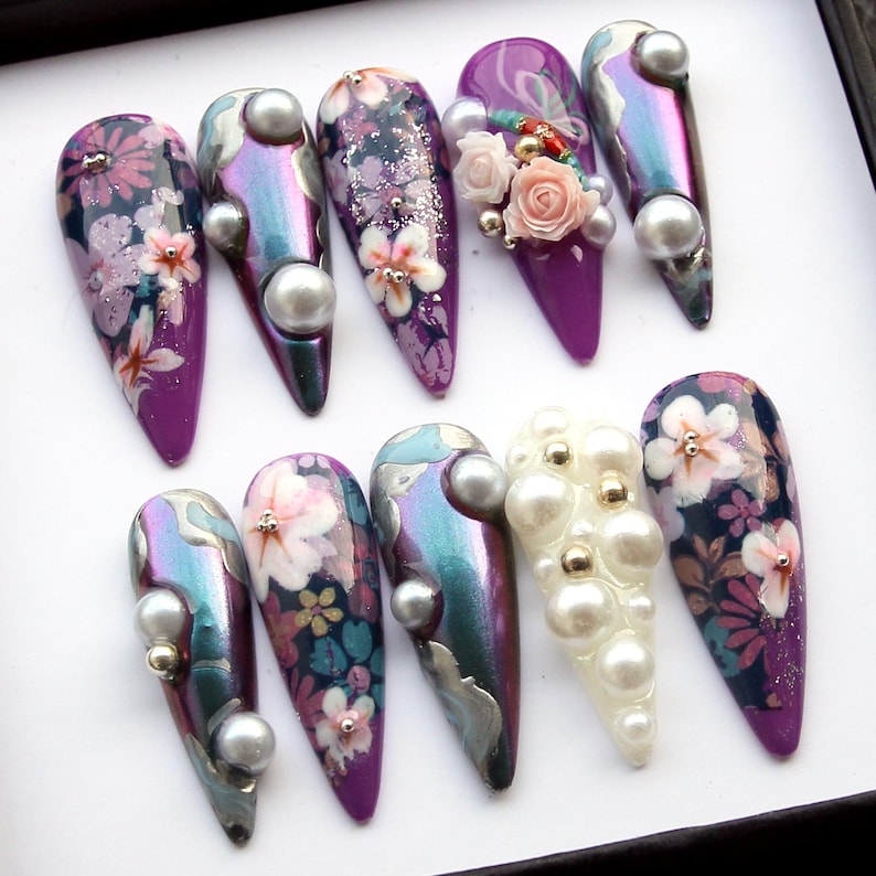 Blush Floral Elegance Press On Nails