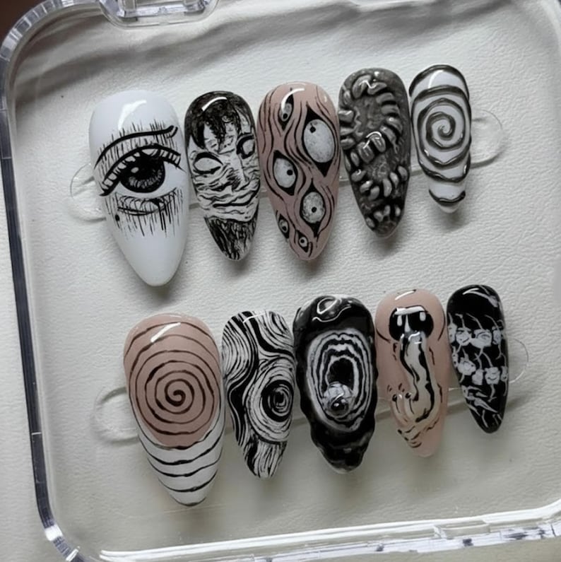 Vintage Dark Fantasy Press On Nails