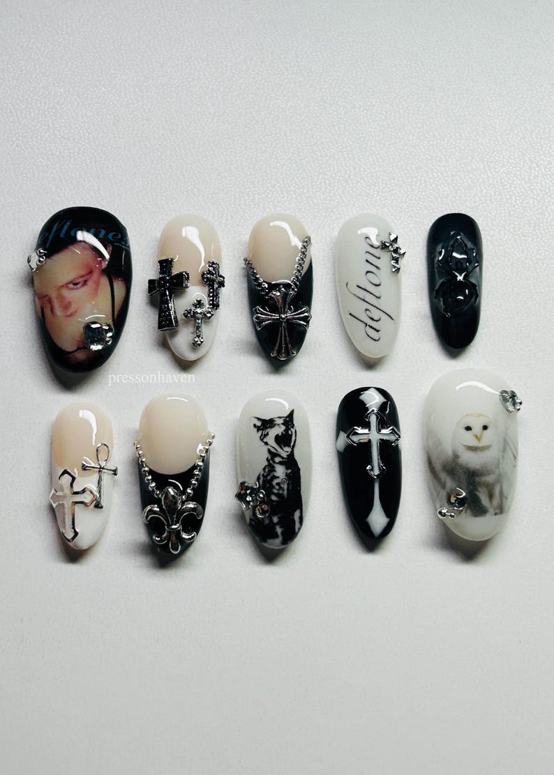 Dark Grunge Alternative Press On Nails