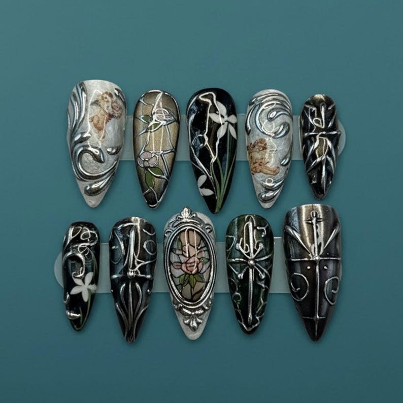 Silver Baroque Mirror Frame Rose Gothic Press On Nails