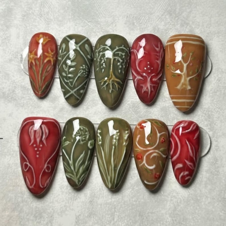 Royal Gothic Elegance Press On Nails