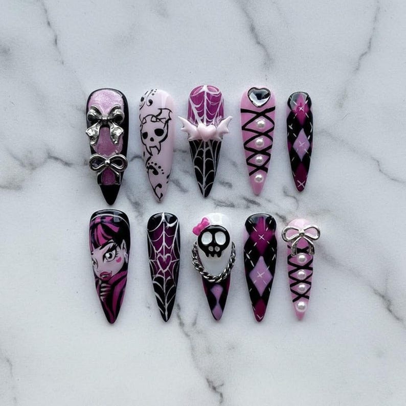 Cute Gothic Kawaii Charm Press On Nails