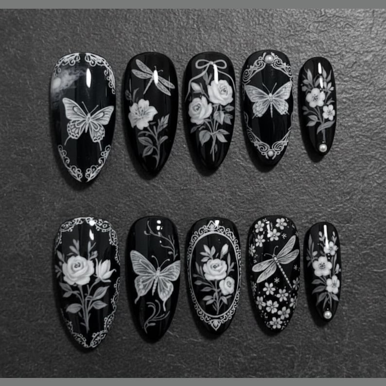 Butterfly Floral Elegance Press On Nails