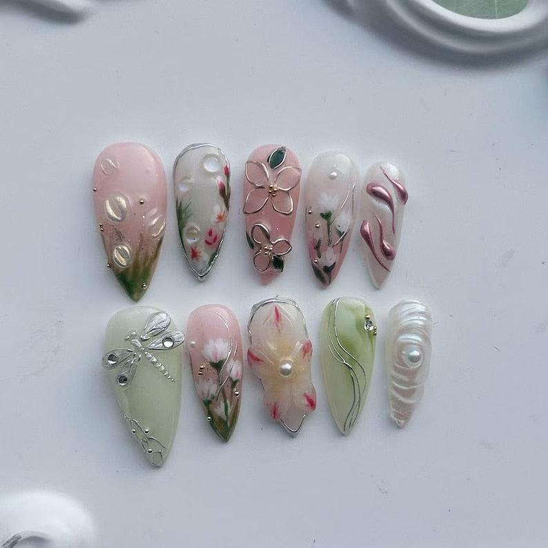 Elegant Botanical Garden Press On Nails