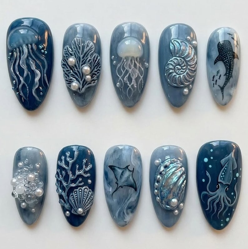 Dreamy Underwater Glow Press On Nails
