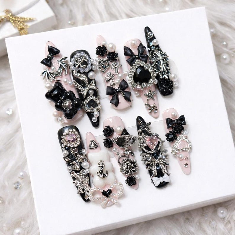 Y2K Dark Cute Gothic Glam Press On Nails