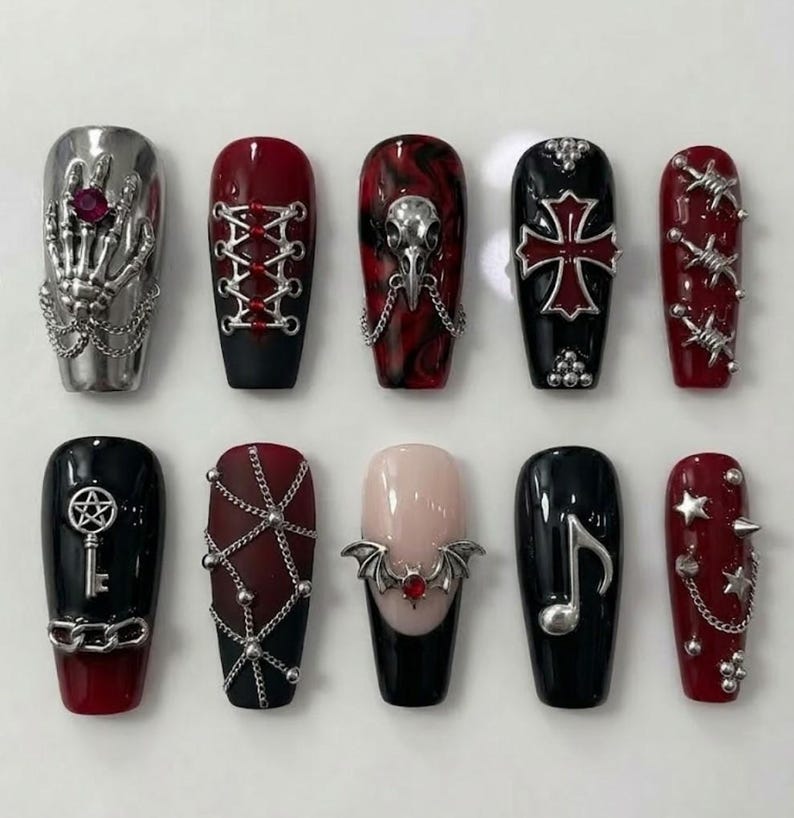Dark Grunge Bat Wing Skull Accent Statement Press On Nails