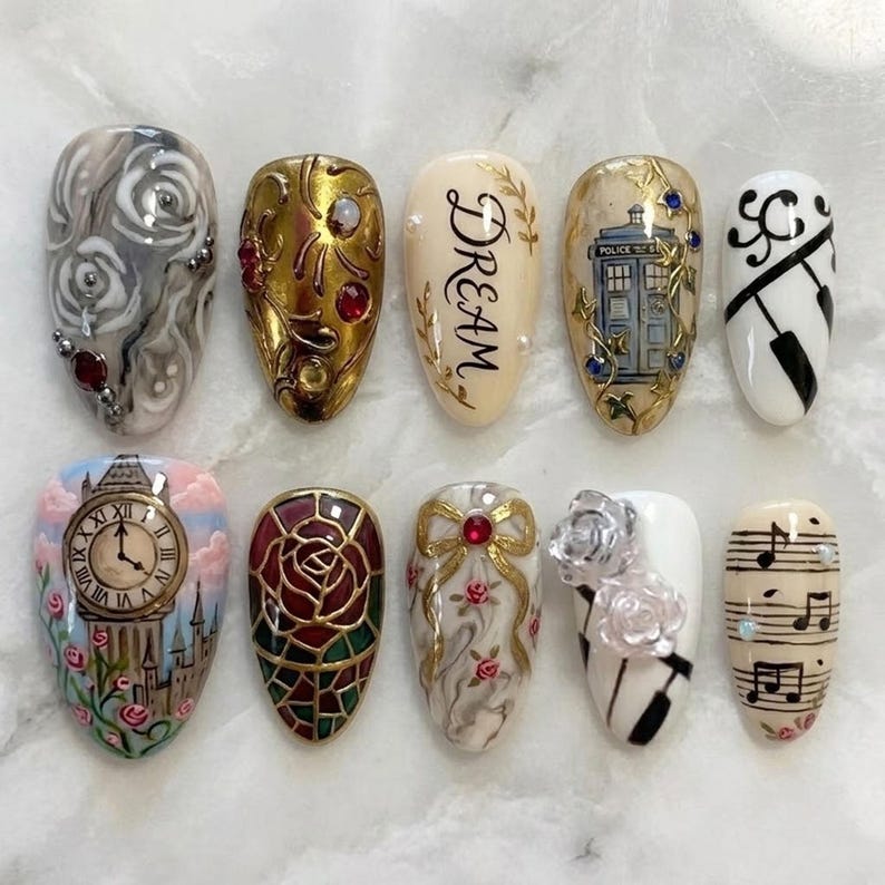 Vintage Hand-Painted Botanical Art Romantic Press On Nails