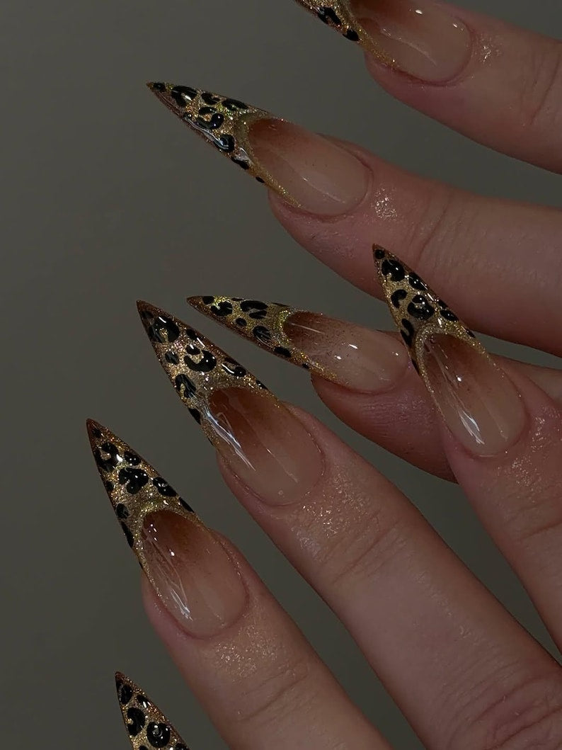 Joyful Winter Tradition Press On Nails