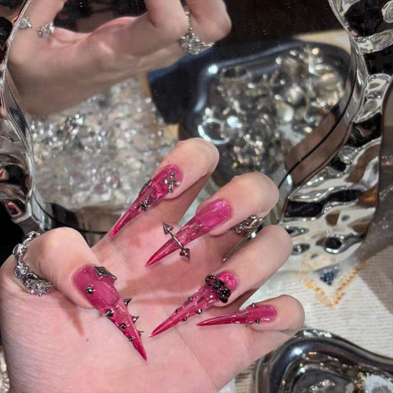 Raw Scratch Claw Feral Edge Press On Nails