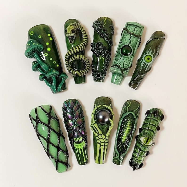 Creepy Alien Green Horror 3D Press On Nails