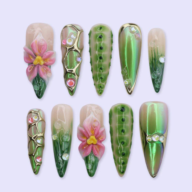 Futuristic Green Chrome Mirror Gloss 3D Press On Nails