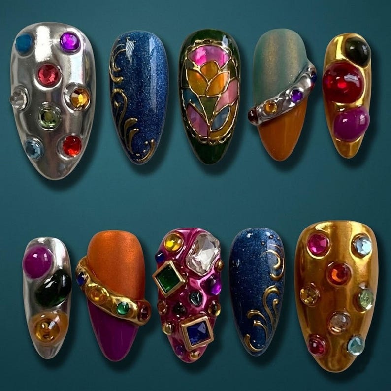 Royal Jewel Gold Ornate Luxury Press On Nails