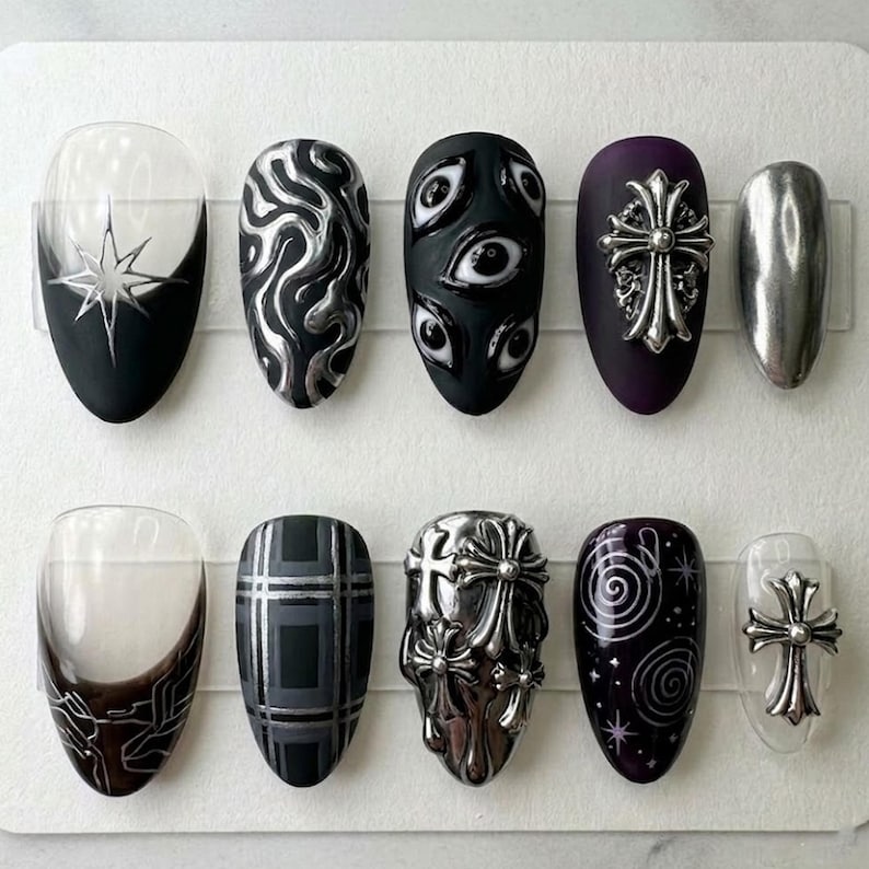 Nocturne Cathedral Press On Nails
