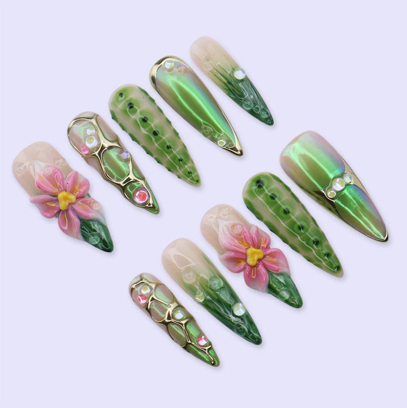 Futuristic Green Chrome Mirror Gloss 3D Press On Nails