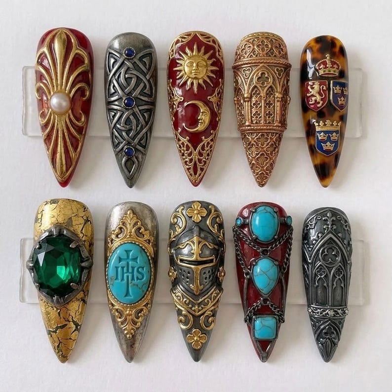 Royal Gothic Gold Emblem 3D Sculpted Press On Nails