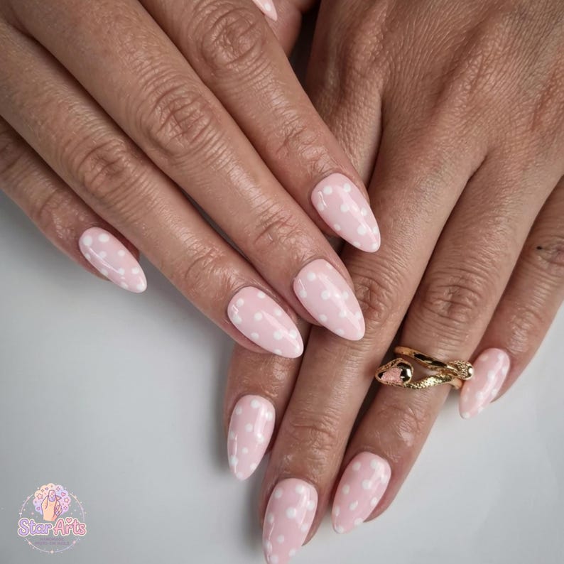 Enchanted Crystal Seahorse Press On Nails