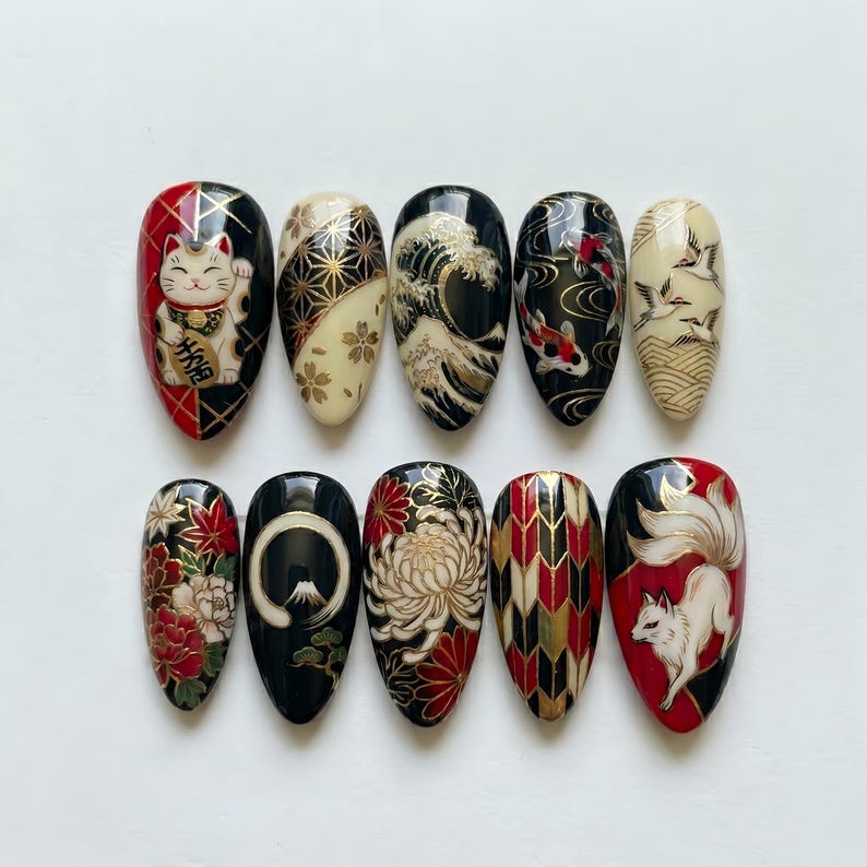 Lucky Garden Charm Press On Nails
