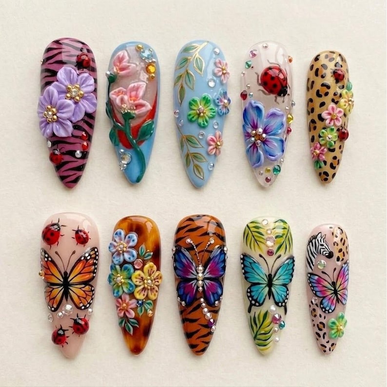 Dark Gothic Skull Press On Nails