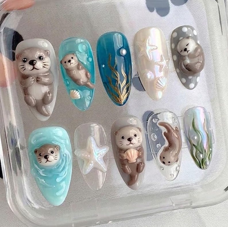 Cozy Coastal Charm Press On Nails