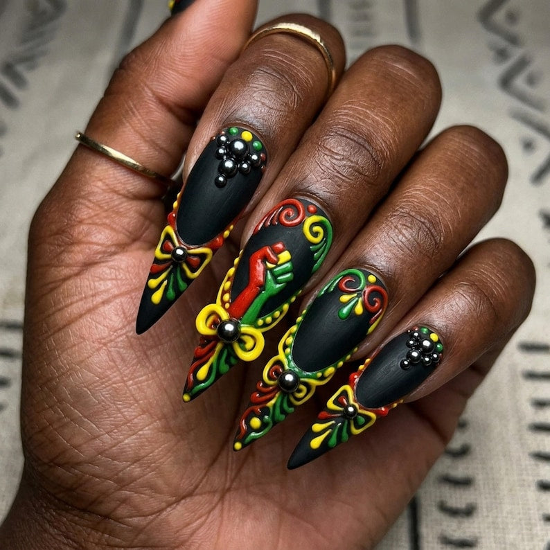 Bold Heritage Celebration Press On Nails