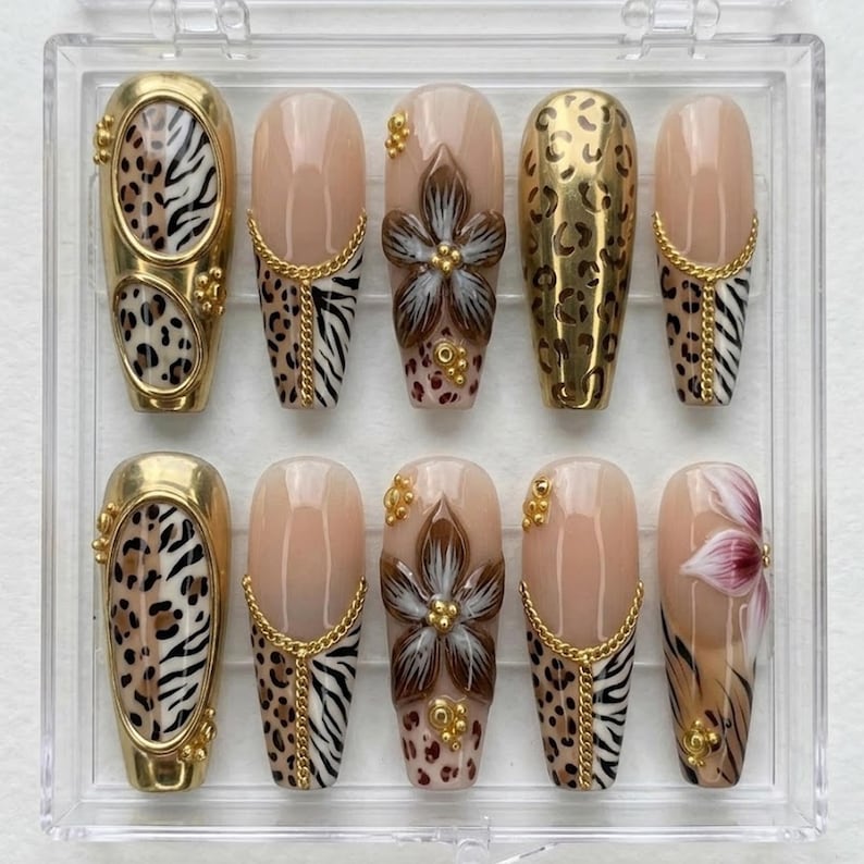 Playful Frosted Wonderland Press On Nails